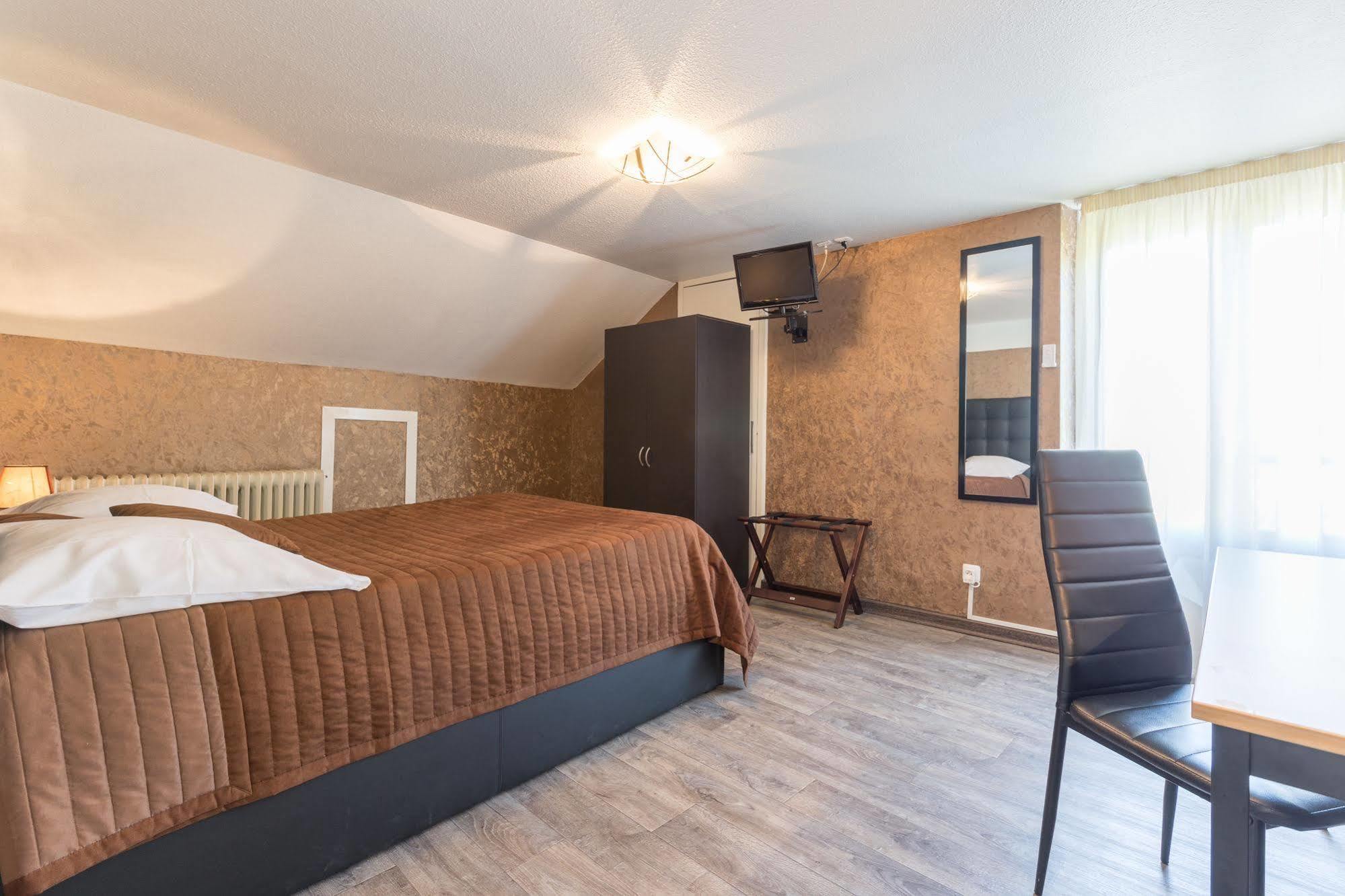 فوريب Alp'Hotel المظهر الخارجي الصورة